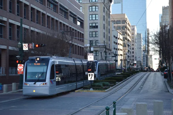 Major METRORail Maintenance and I-10 Connector Closures Impacting Sunday Travel