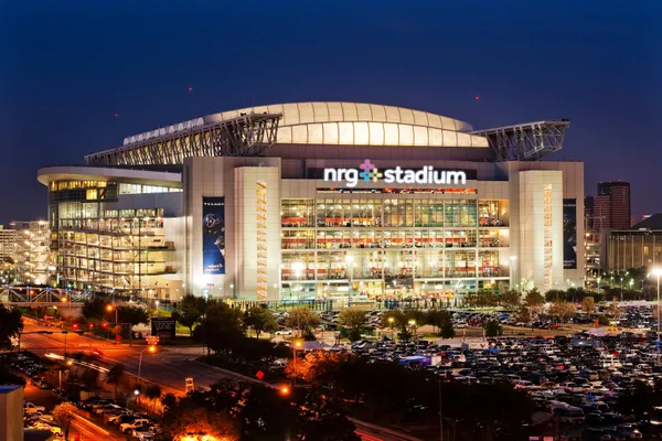 Budget-focused strategies for enjoying the 2026 Houston Livestock Show and Rodeo without overspending at NRG Park