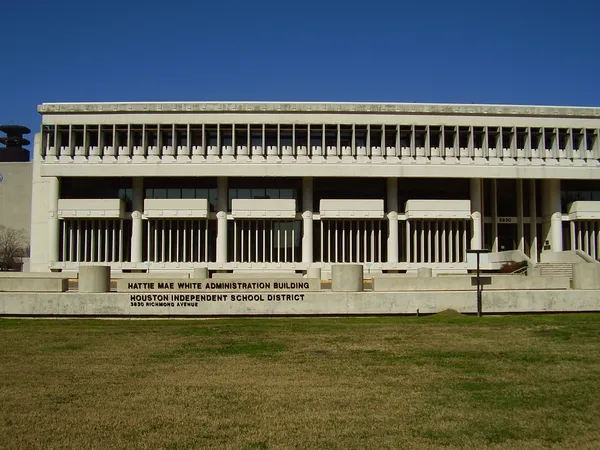 Houston ISD faces mounting opposition over proposal to close and consolidate 12 campuses for 2026-27