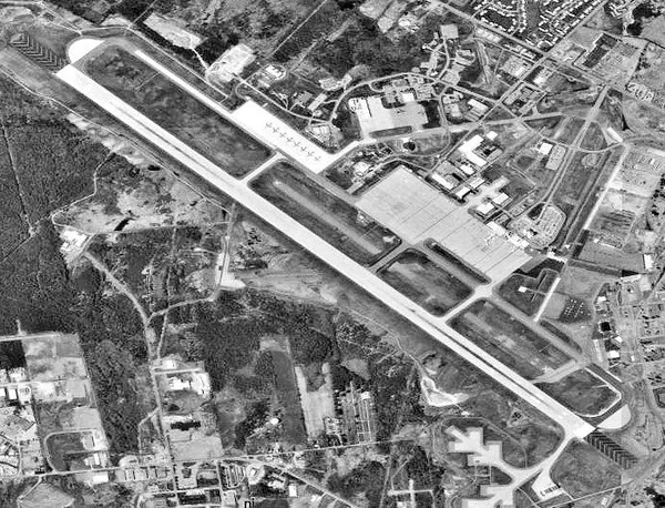 Private jet linked to Houston crashes during takeoff at Bangor airport as winter storm disrupts flights